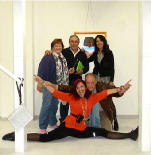 Meine Lieben im Musezm SPAZIO TADINI: Chantal und Antonio Lora, Melina Scalise (hinten) Chris Bleicher und Francesco Tadini